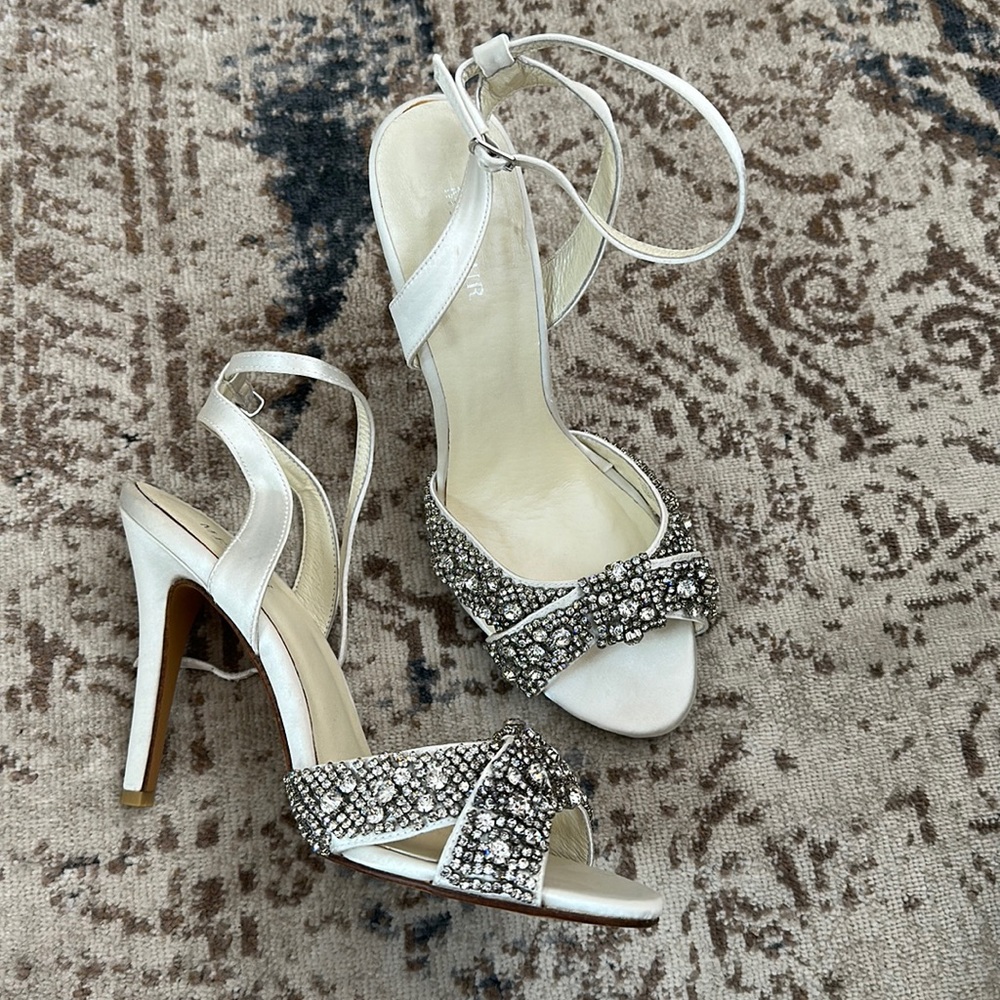Menbur Bridal Heels